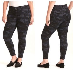 Torrid camo super stretch jeggings skinny ankle jeans NWT